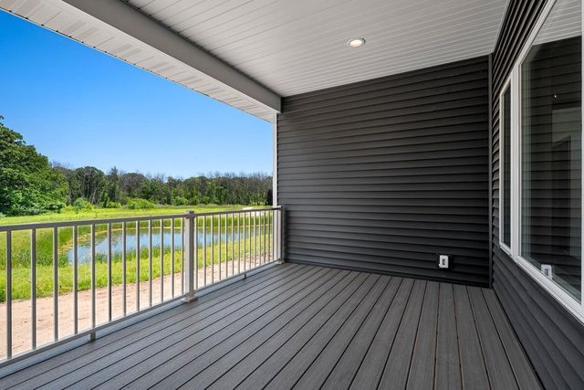 4001 ANTWERP AVENUE, Howard, WI 54313