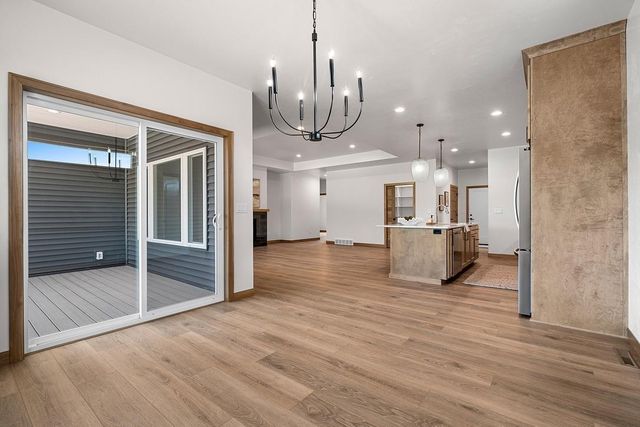 4001 ANTWERP AVENUE, Howard, WI 54313