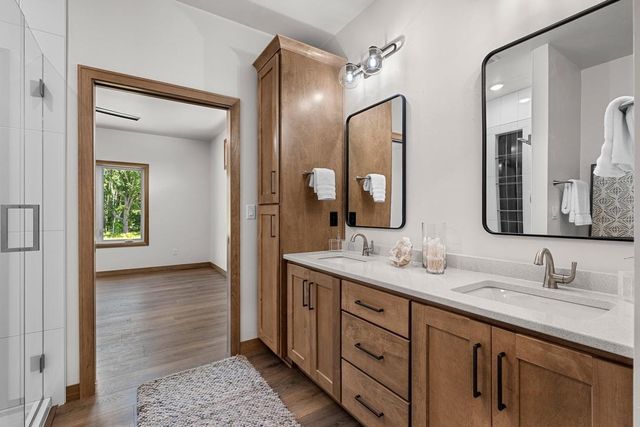 4001 ANTWERP AVENUE, Howard, WI 54313