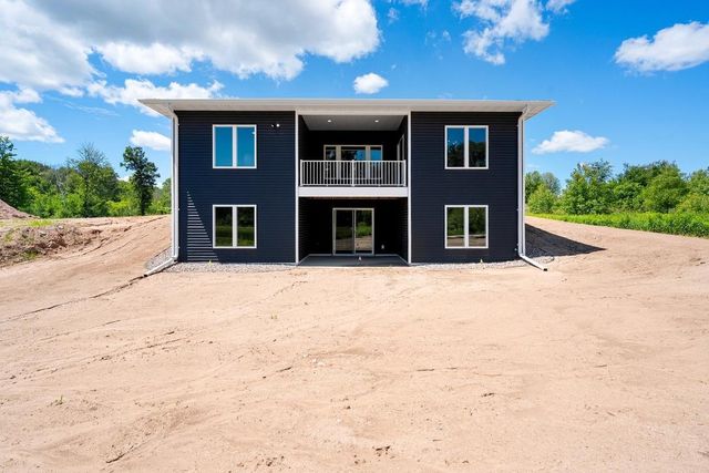 4001 ANTWERP AVENUE, Howard, WI 54313