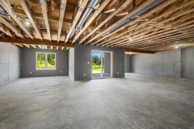 4001 ANTWERP AVENUE, Howard, WI 54313