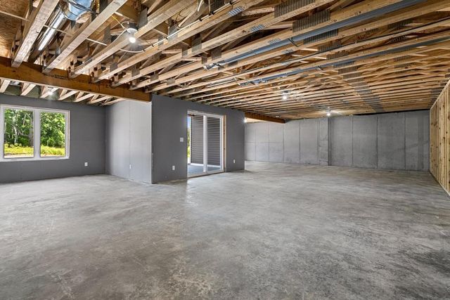 4001 ANTWERP AVENUE, Howard, WI 54313