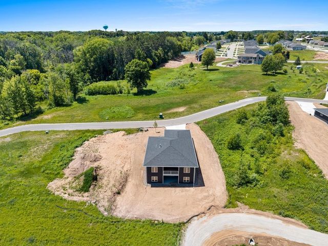 4001 ANTWERP AVENUE, Howard, WI 54313