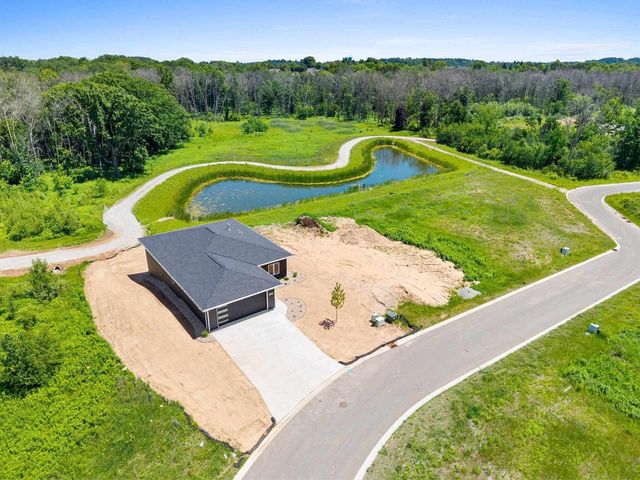 4001 ANTWERP AVENUE, Howard, WI 54313