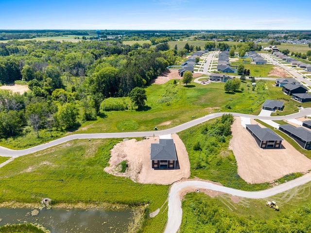 4001 ANTWERP AVENUE, Howard, WI 54313