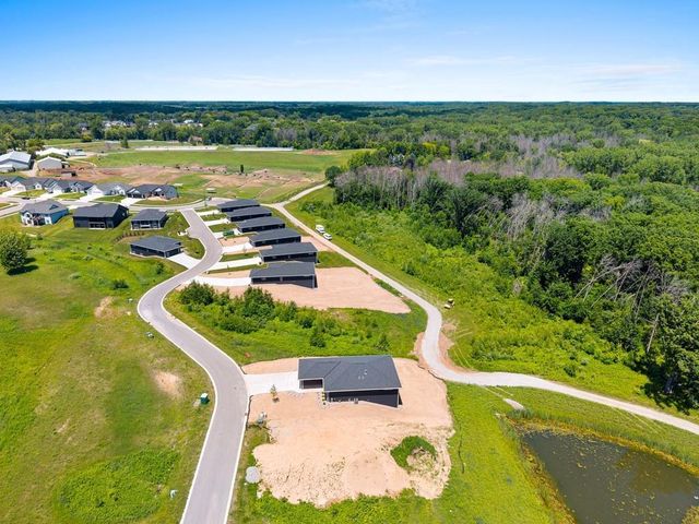 4001 ANTWERP AVENUE, Howard, WI 54313