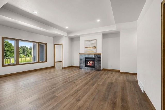 4001 ANTWERP AVENUE, Howard, WI 54313
