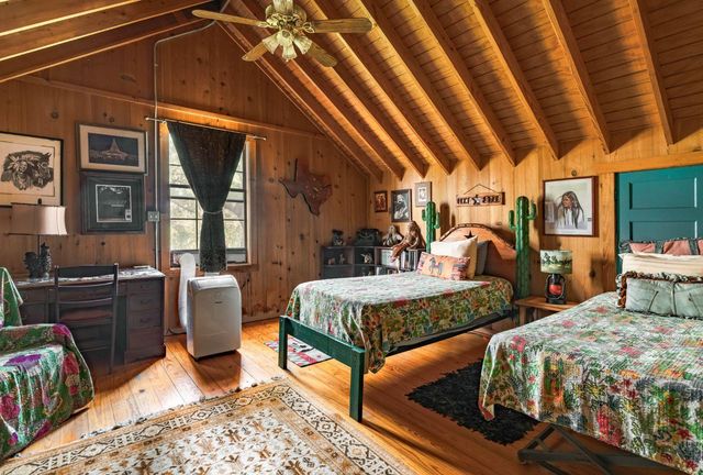 00000 Oakwood LOOP, Wimberley, TX 78676