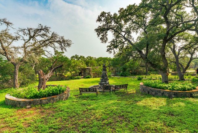 00000 Oakwood LOOP, Wimberley, TX 78676