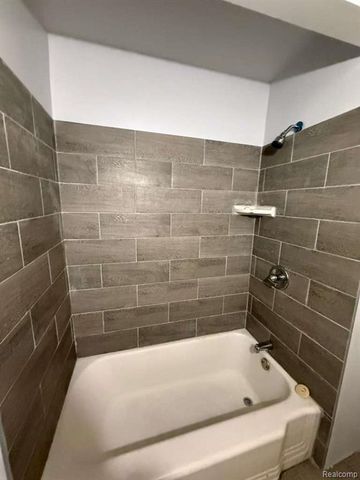 9759 Manistique Street, Detroit, MI 48224