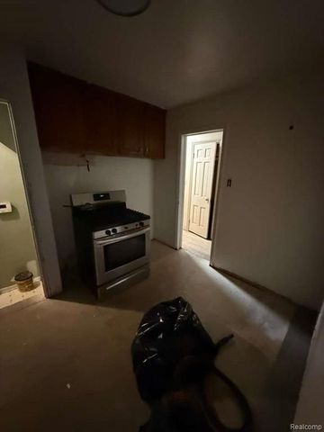 9759 Manistique Street, Detroit, MI 48224