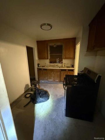 9759 Manistique Street, Detroit, MI 48224