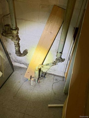 9759 Manistique Street, Detroit, MI 48224