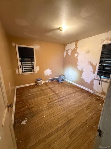 9759 Manistique Street, Detroit, MI 48224