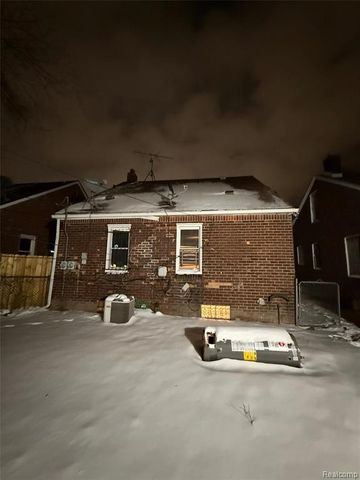 9759 Manistique Street, Detroit, MI 48224