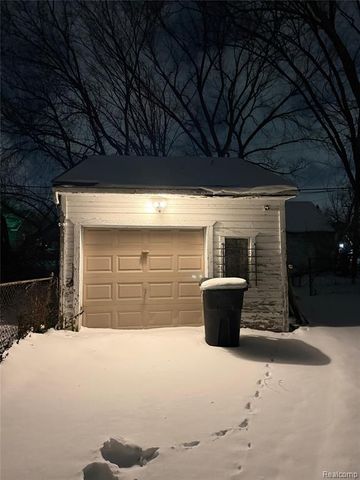 9759 Manistique Street, Detroit, MI 48224