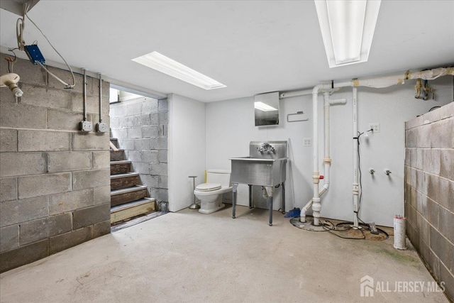 2 Summerfield Avenue, Old Bridge, NJ 08879