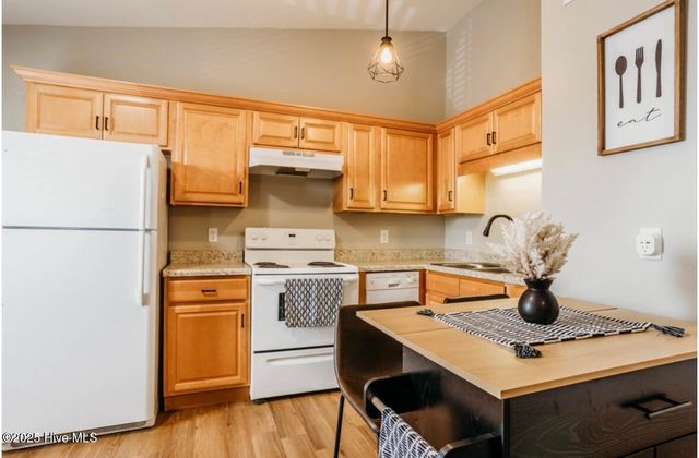 2507 Flint Drive, Wilmington, NC 28401