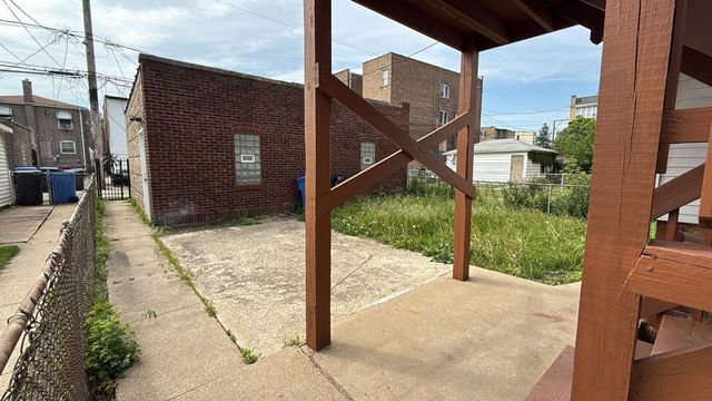 8210 S Marshfield Avenue 2, Chicago, IL 60620