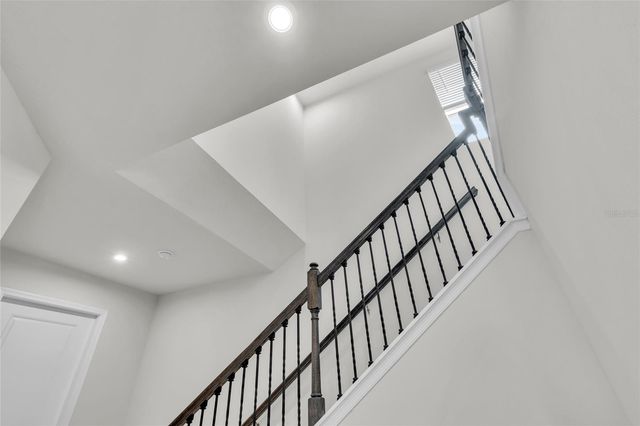 5045 GRAND TETON COURT, Deland, FL 32724