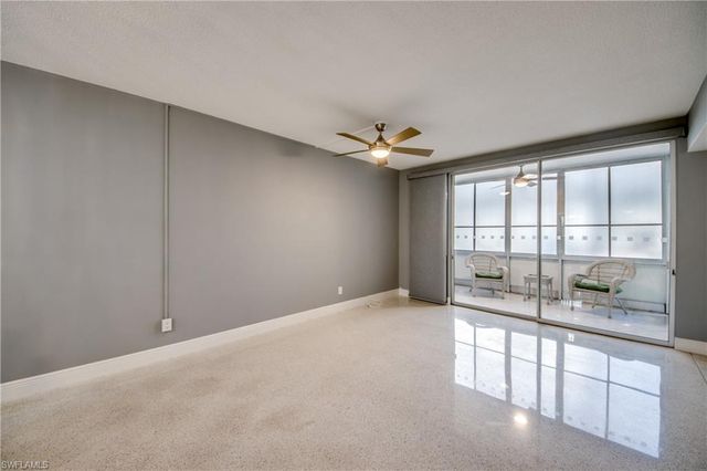 4202 SE 4th PL 3, Cape Coral, FL 33904