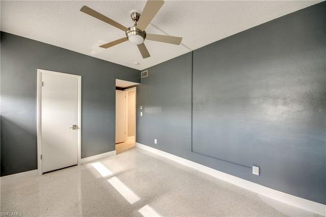 4202 SE 4th PL 3, Cape Coral, FL 33904