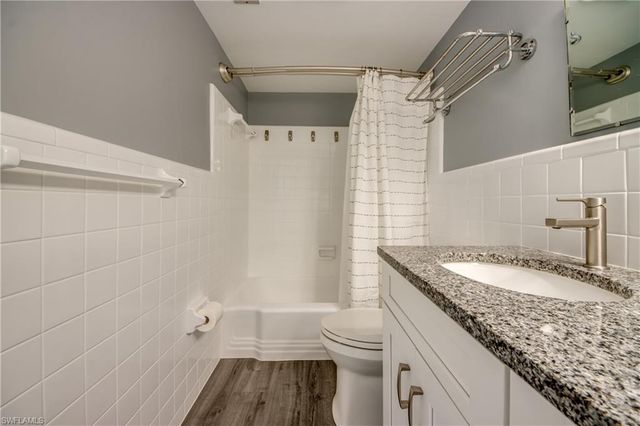 4202 SE 4th PL 3, Cape Coral, FL 33904