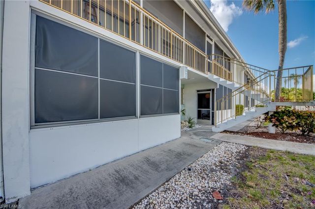 4202 SE 4th PL 3, Cape Coral, FL 33904