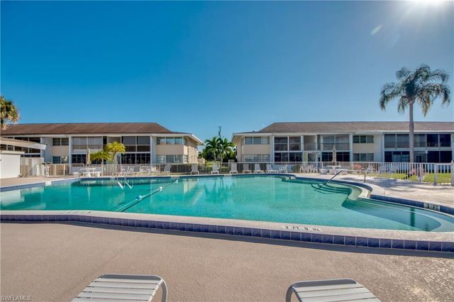 4202 SE 4th PL 3, Cape Coral, FL 33904