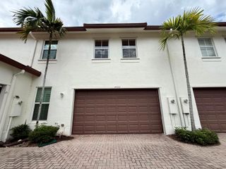 4668 Monarch Way 4668, Coconut Creek, FL 33073