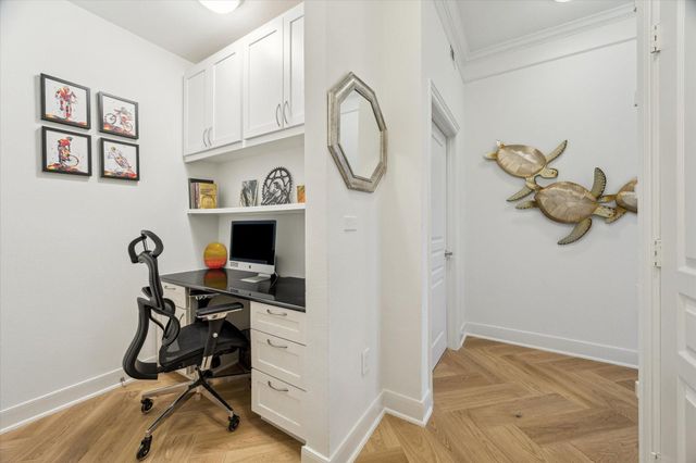 3333 Allen Parkway 602, Houston, TX 77019