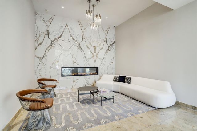 3333 Allen Parkway 602, Houston, TX 77019