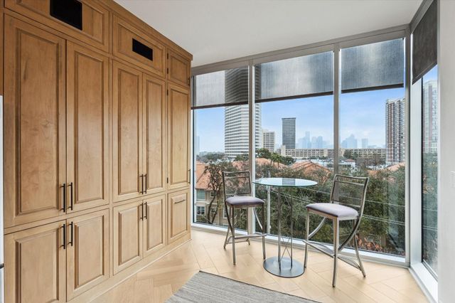 3333 Allen Parkway 602, Houston, TX 77019