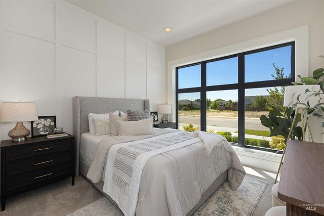 4900 W Braveheart St, Eagle, ID 83616