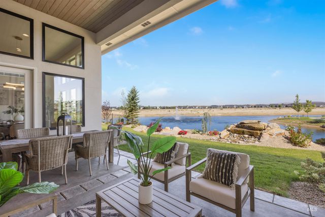 4900 W Braveheart St, Eagle, ID 83616