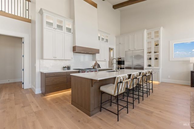 4900 W Braveheart St, Eagle, ID 83616