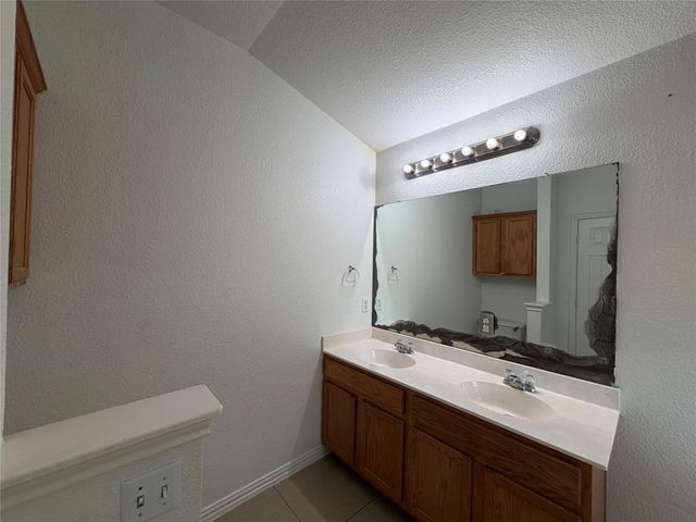 1617 Tea Leaf DR, Pflugerville, TX 78660