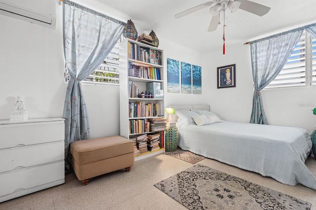 Urb. Torrimar PASEO DE LA ALHAMBRA 1-16, Guaynabo, PR 00966