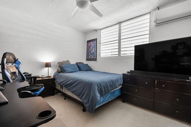 Urb. Torrimar PASEO DE LA ALHAMBRA 1-16, Guaynabo, PR 00966