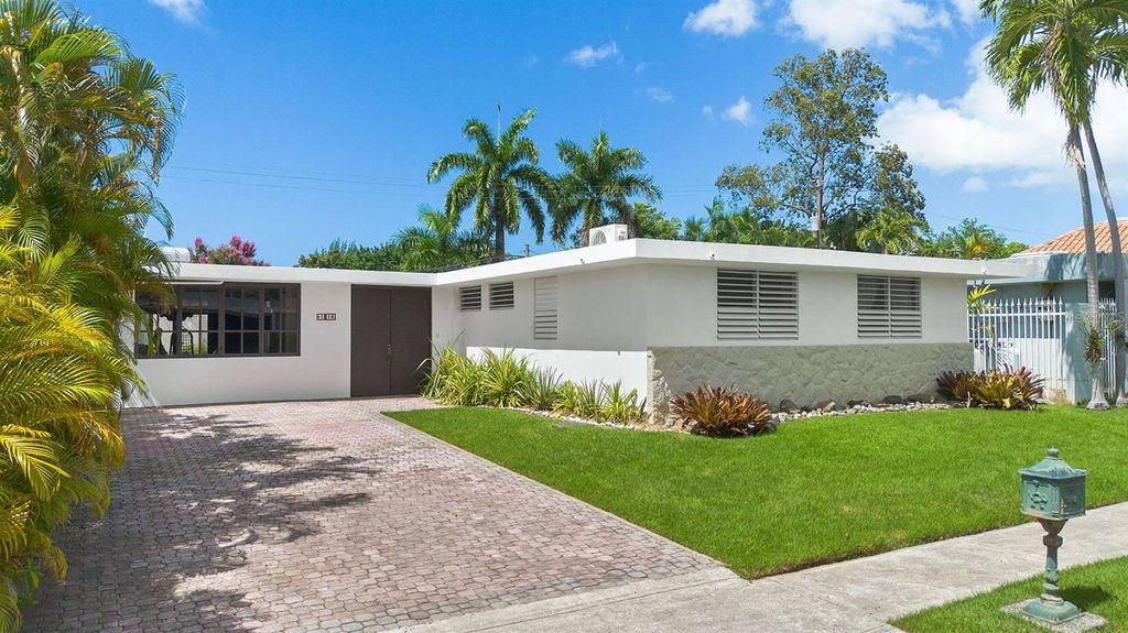 Urb. Torrimar PASEO DE LA ALHAMBRA 1-16, Guaynabo, PR 00966