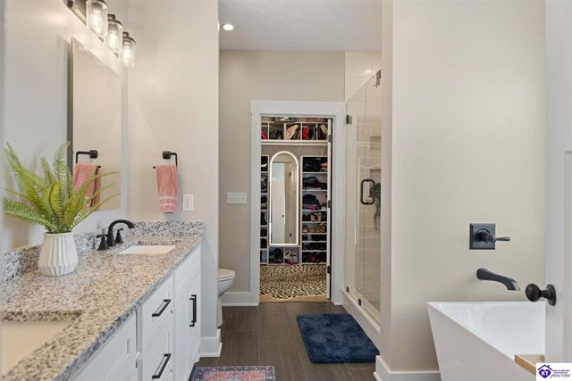 200 Gaston Circle, Elizabethtown, KY 42701