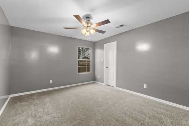 506 Orchard Street, Bowie, TX 76230