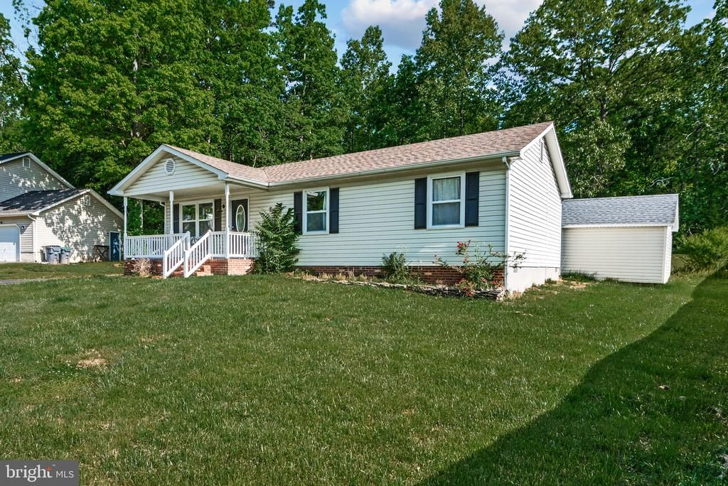 10420 FOREST HILL CT, Fredericksburg, VA 22408