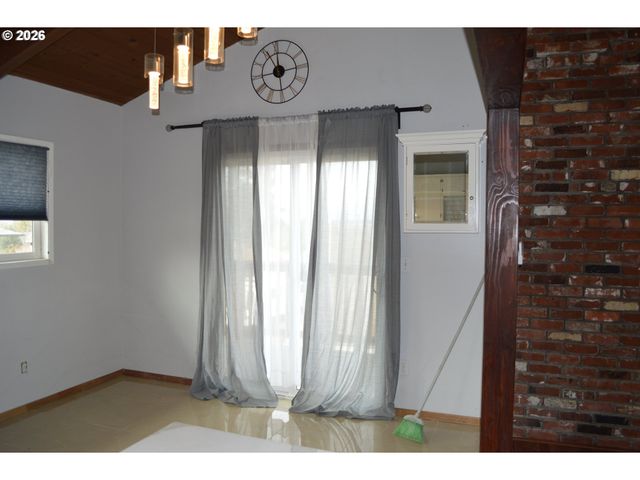 3130 Ne 142ND Ave, Portland, OR 97230