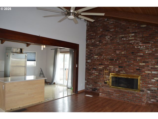 3130 Ne 142ND Ave, Portland, OR 97230