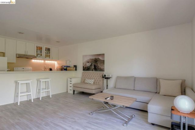 175 Red Rock WAY APT 209K, San Francisco, CA 94131