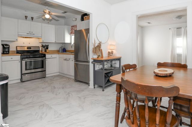 107 Brookdale Avenue, Greenville, SC 29607