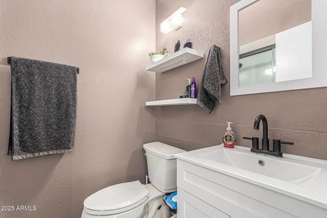 1342 W EMERALD Avenue 352, Mesa, AZ 85202