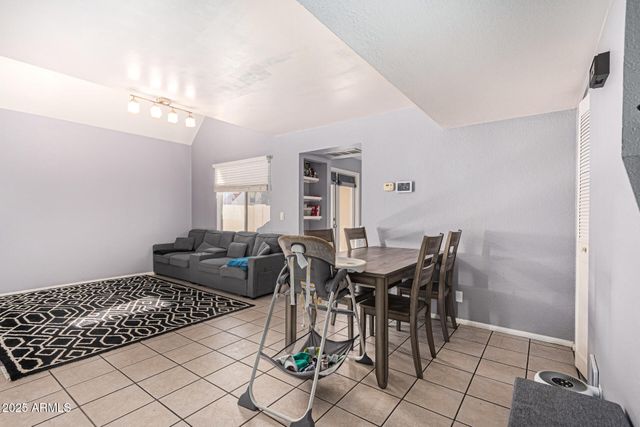 1342 W EMERALD Avenue 352, Mesa, AZ 85202