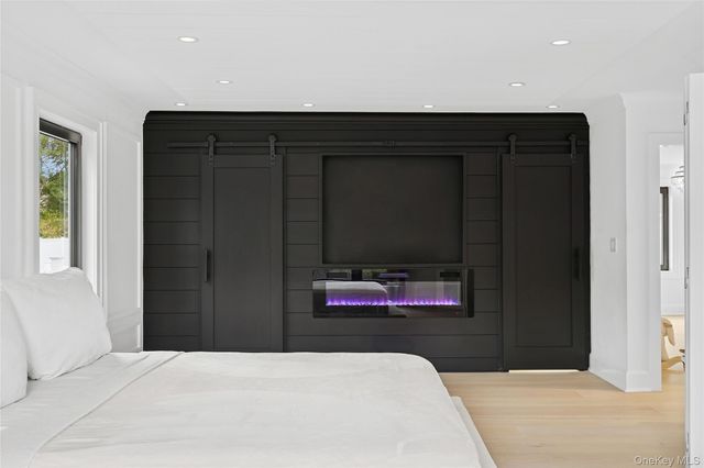 4 Miller Farms Court, Miller Place, NY 11764